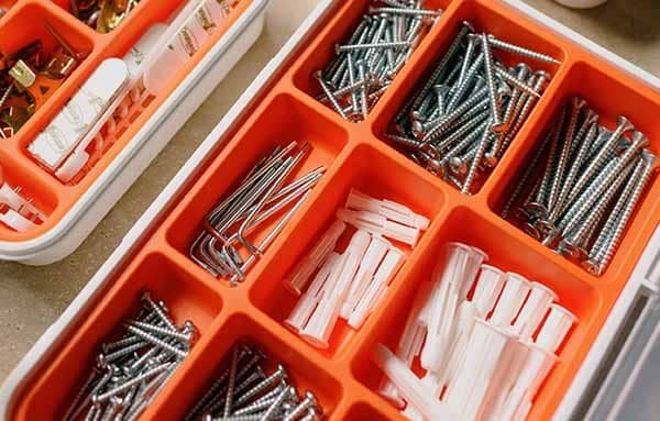 Screw Set — Building Supplies in Heatherbrae, NSW